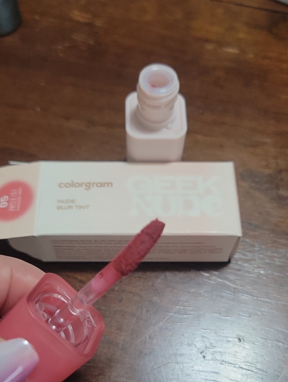 Colorgram nude blur tint vintage red